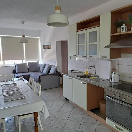 Apartments With A Parking Space Zivogosce - Blato, Makarska - 22253 Podgora Exterior photo