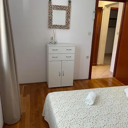 Apartments With A Parking Space Zivogosce - Blato, Makarska - 22253 Podgora Room photo
