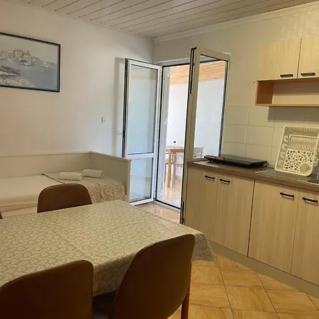 Apartments With A Parking Space Zivogosce - Blato, Makarska - 22253 Podgora Exterior photo