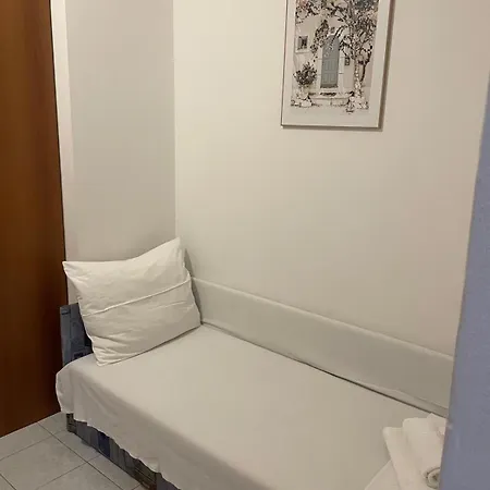 Apartments With A Parking Space Zivogosce - Blato, Makarska - 22253 Podgora Room photo