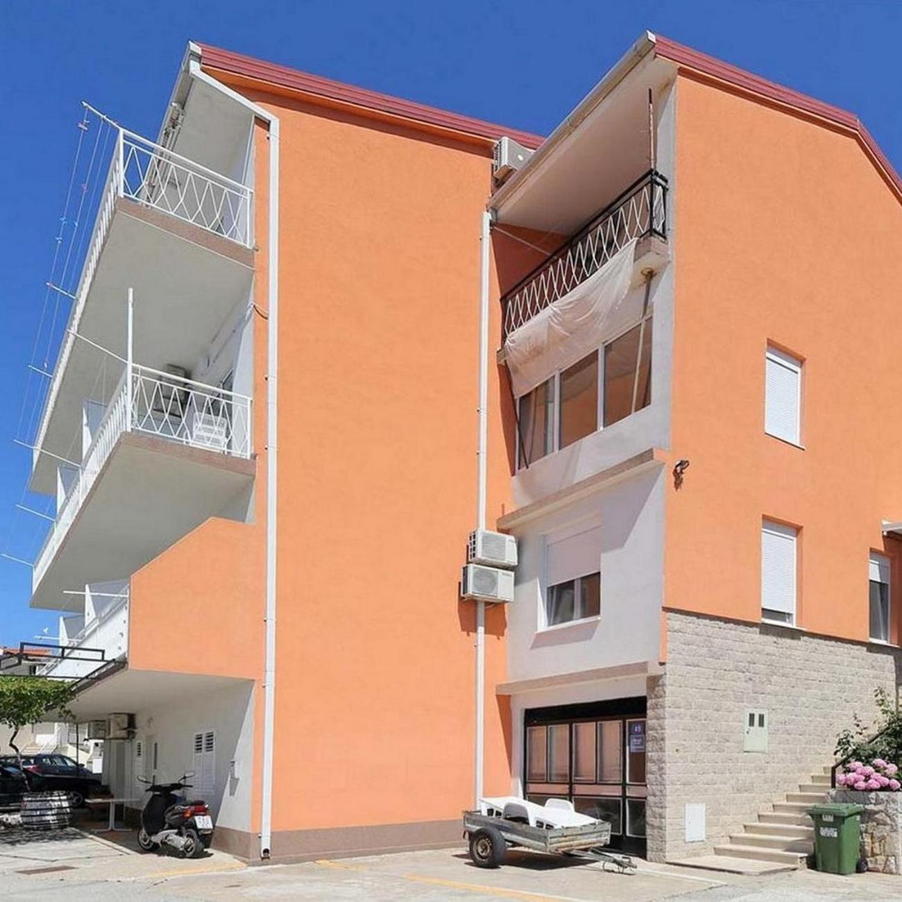 With A Parking Space Zivogosce - Blato, Makarska - 22253 *