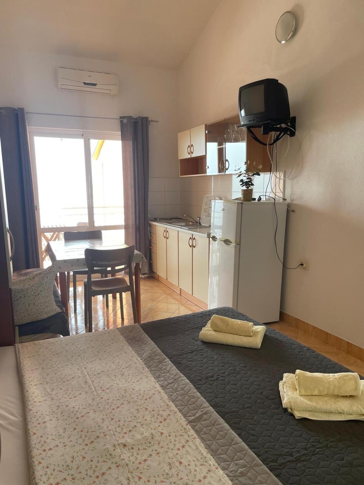 Apartment With A Parking Space Zivogosce - Blato, Makarska - 22253 Podgora